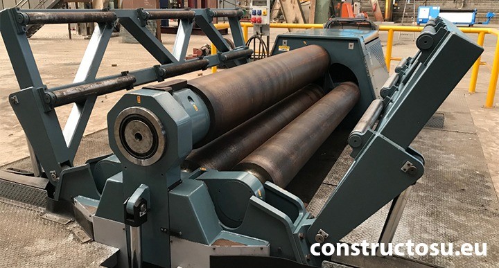 Mașină de roluit tablă cu suporți laterali