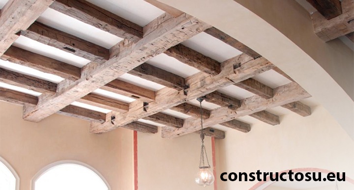 Planșeu cu sistem de grinzi din lemn
