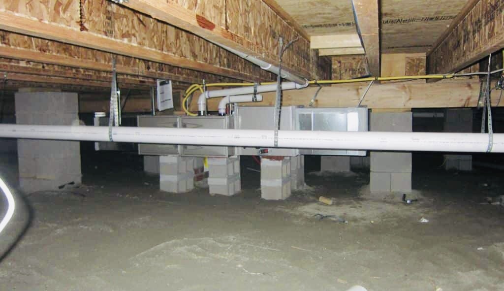 Casă cu gol sub pardoseala parterului